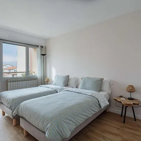 דירה Superbe Renove Face A La Avec Parking Et Balcon - Fr-1-2-420